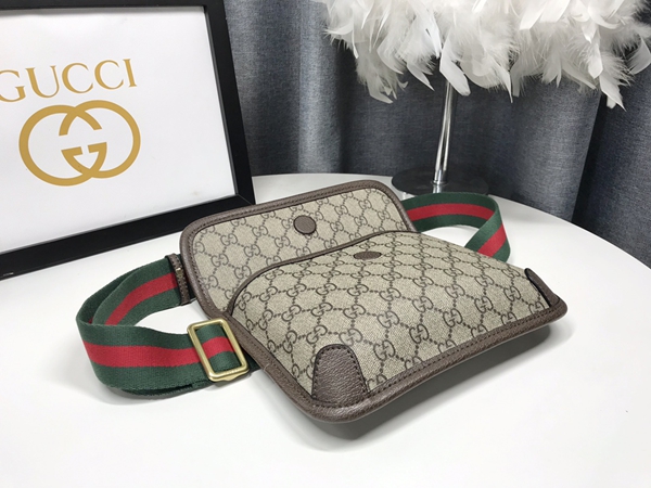 激安グッチバッグコピー角部分ディテール
